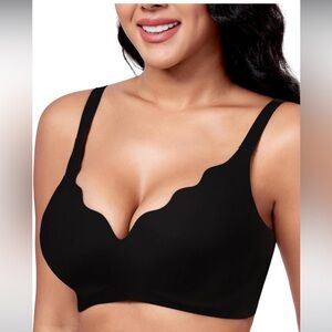 Seamless Black Bra